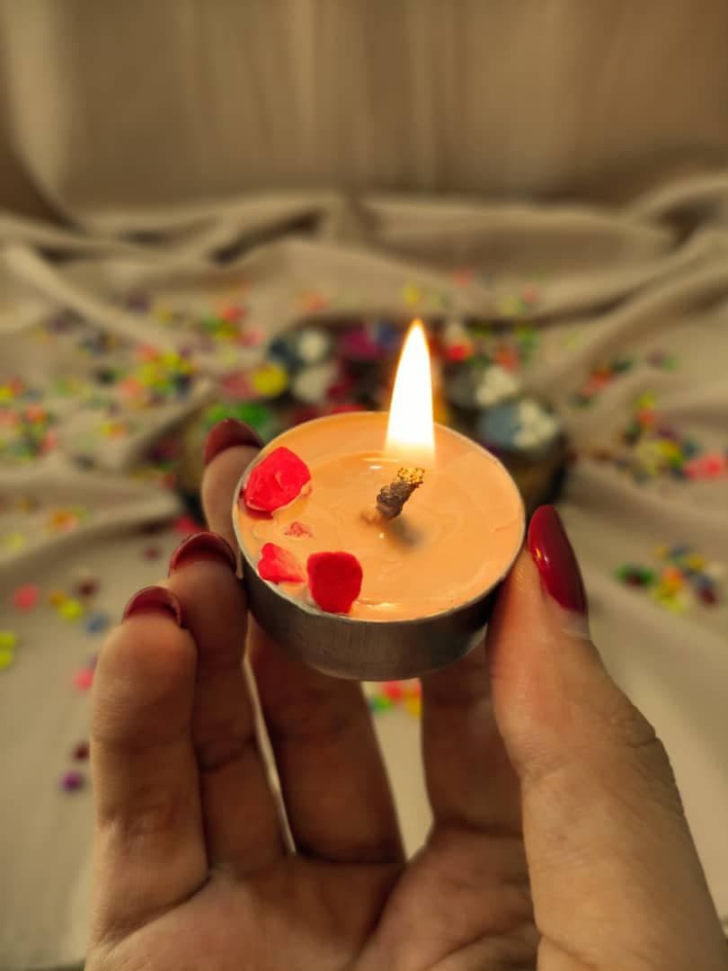 سوختن شمع وارمری تزئین شده